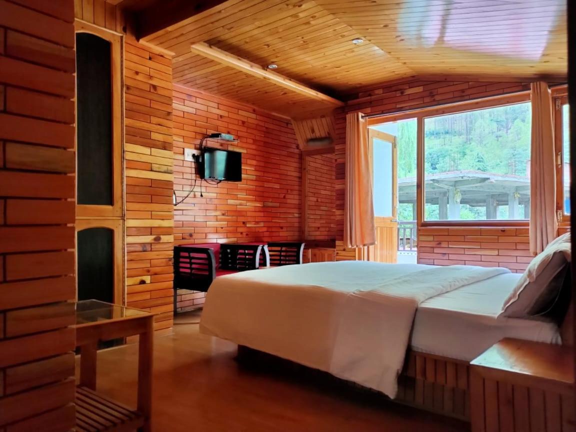 The Yerpa Hotel Kasol Esterno foto