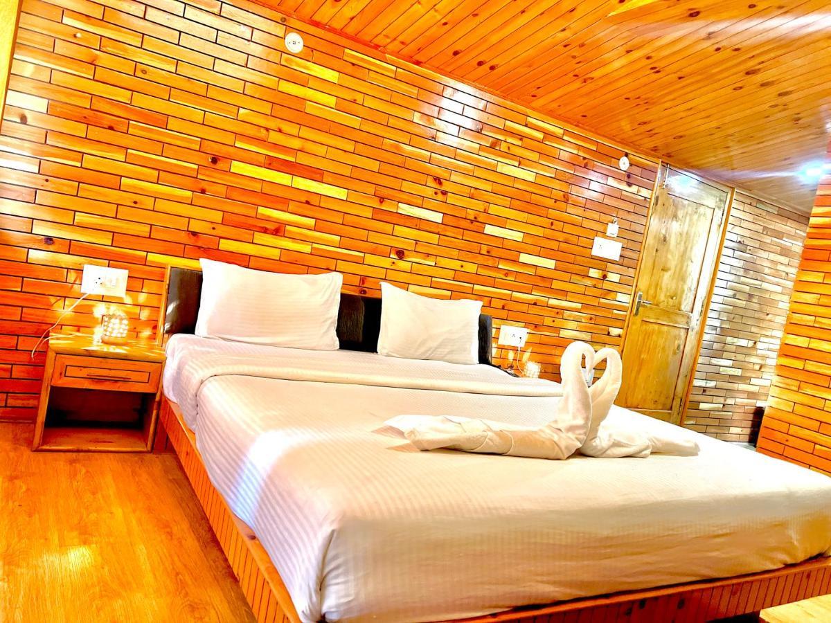 The Yerpa Hotel Kasol Esterno foto